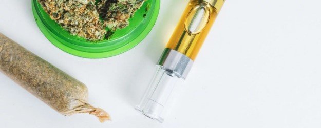 Vaping vs Smoking pot